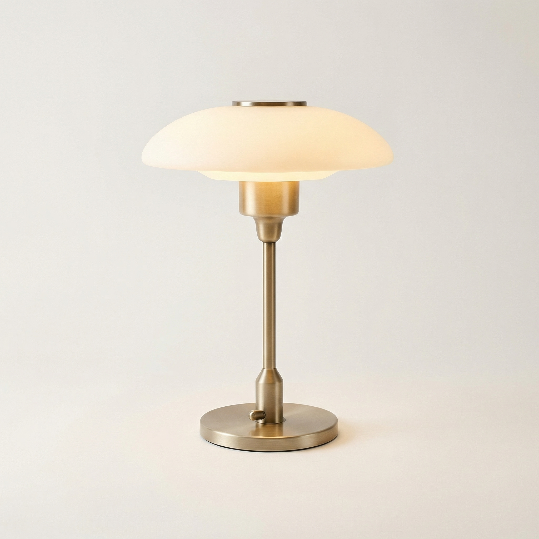 Lampe de table design suédois